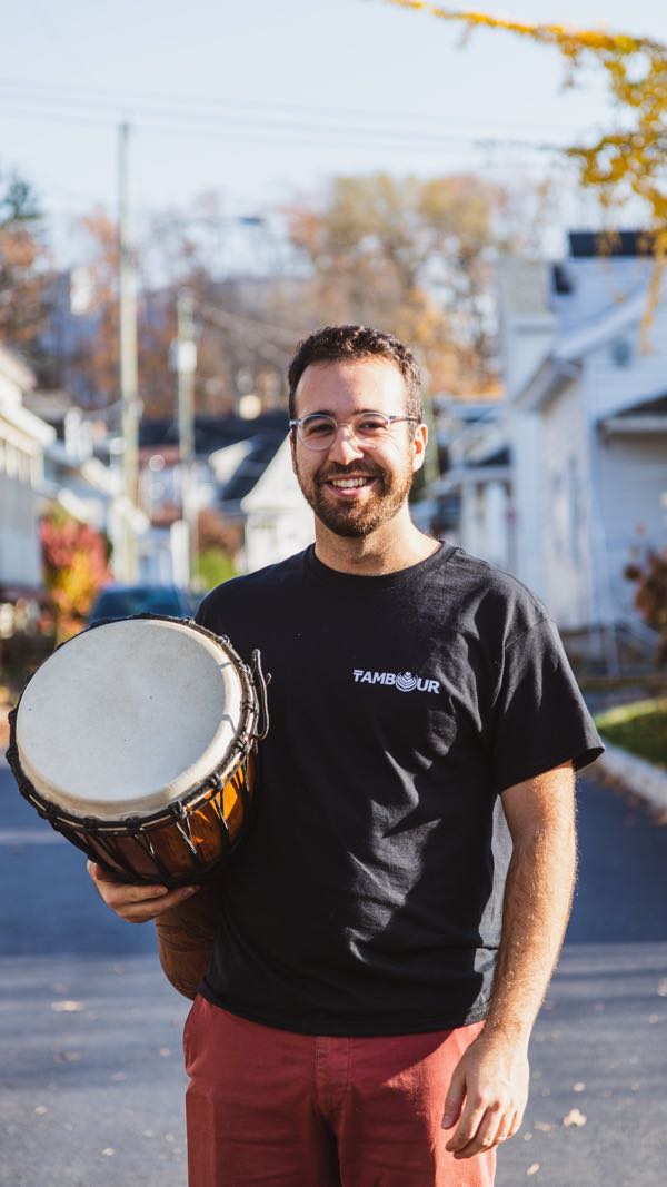 Robin Barry - Tambour Café